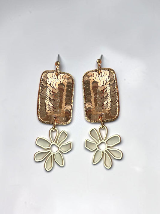 Aros lentejuelas bordados en dorado