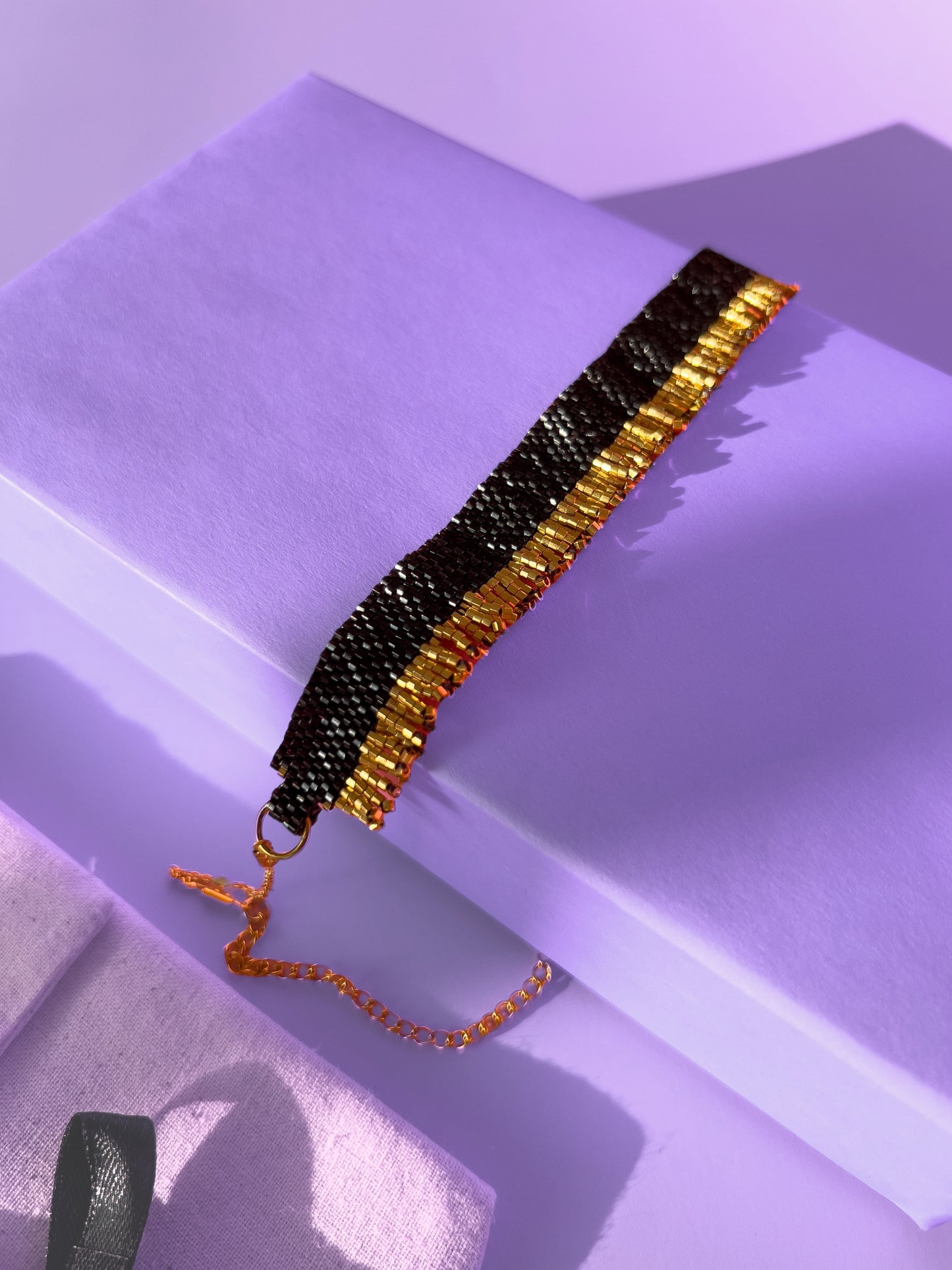 Choker Negro Dorado