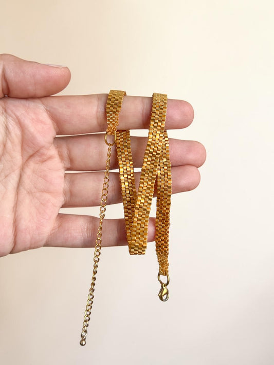 Choker dorado