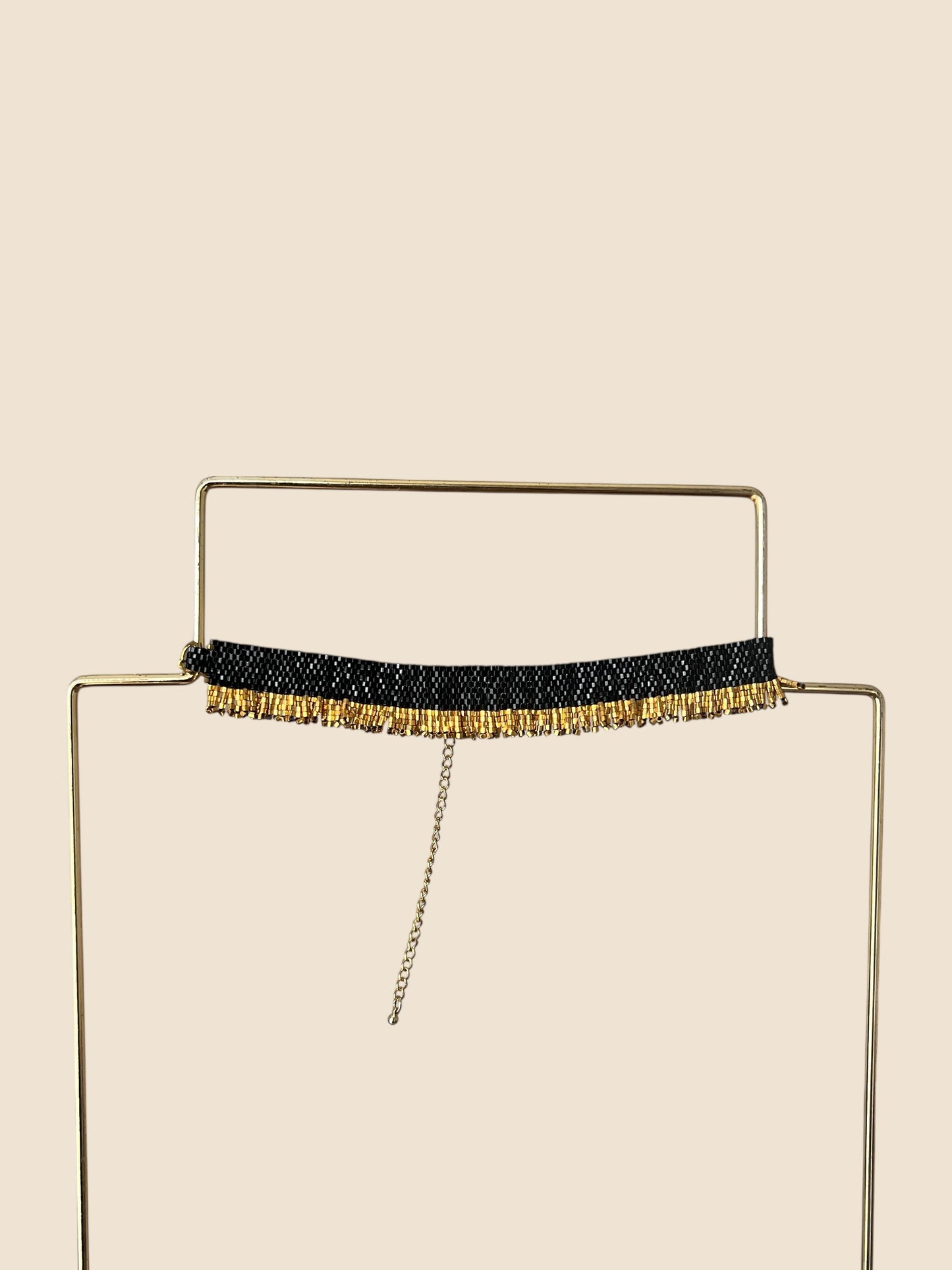 Choker Negro Dorado